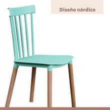 Cargar imagen en el visor de la galería, Silla Windsor en Color Menta con Patas de Madera